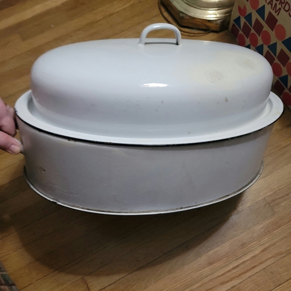 unsure Kitchen Vintage Roasting Pan Complete W Lid 8 X 13 X 9